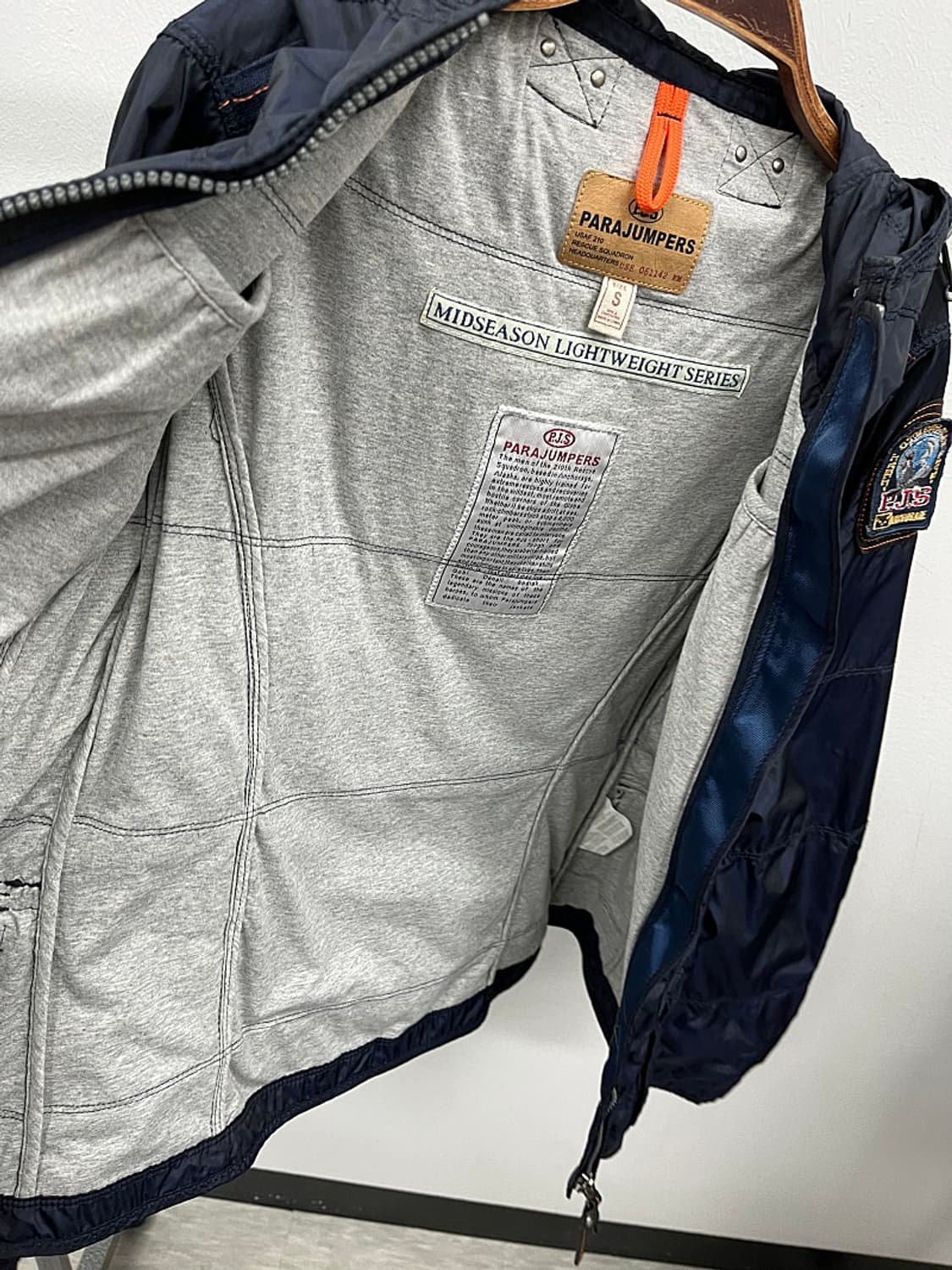 여) 파라점퍼스 바람막이 후드자켓  상품이미지5