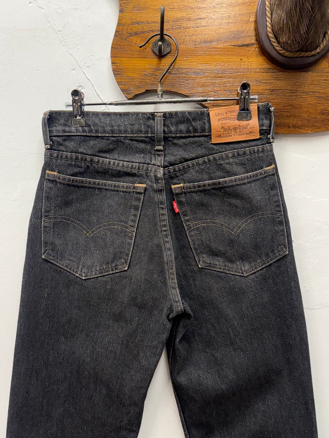 90s Japan Levi's 626 Black Denim Pants 상품이미지2