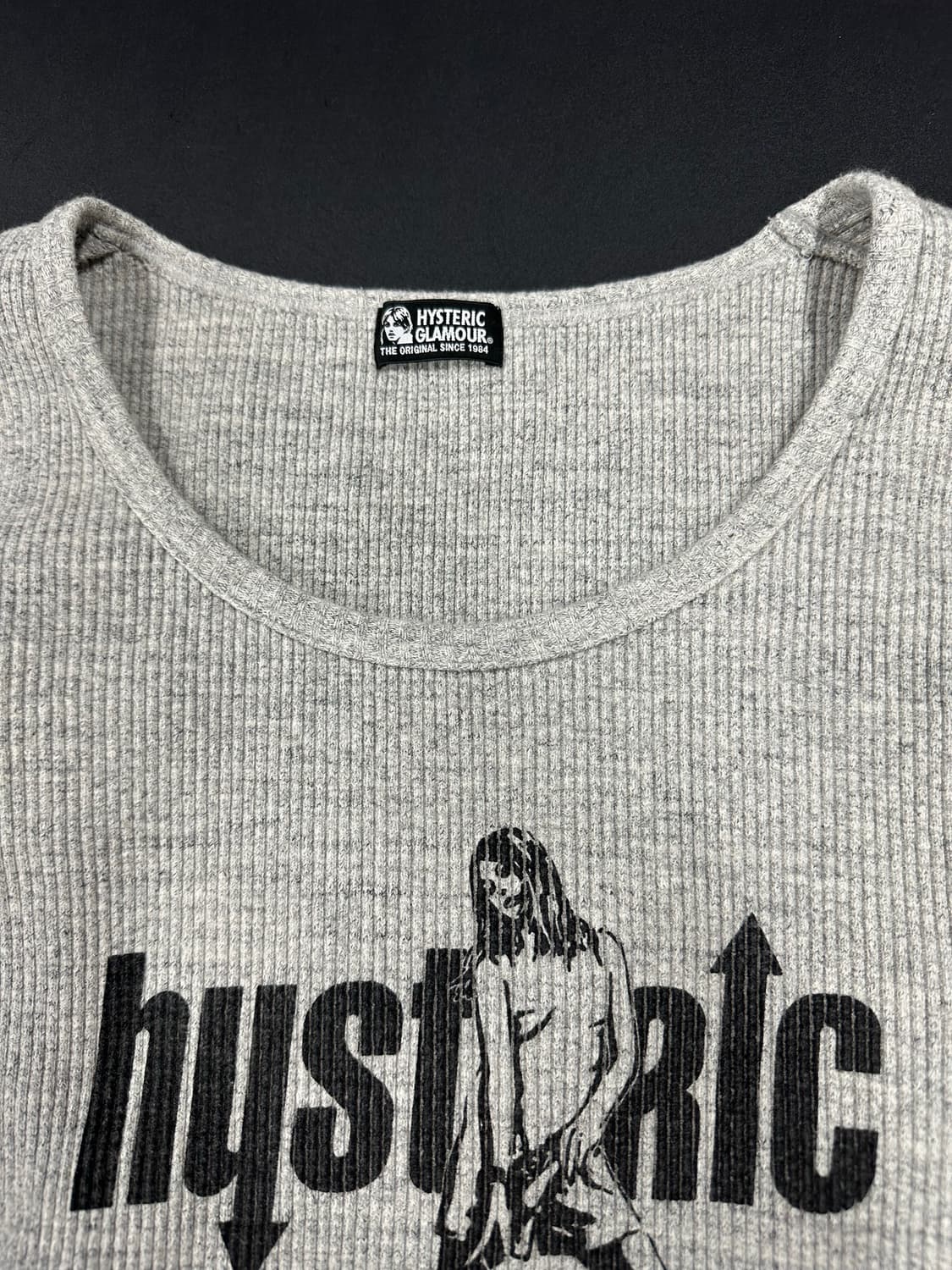 히스테릭글래머 히스기타걸 프린팅 U넥 긴팔 슬리브 그레이 상품이미지5