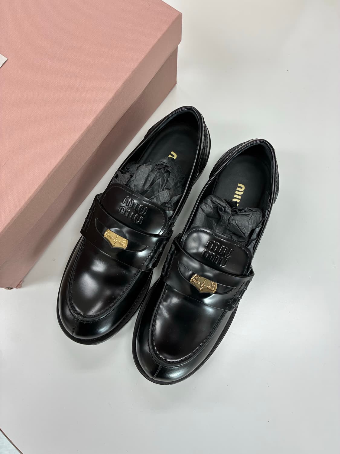 미우미우 페니로퍼 37.5 상품이미지1