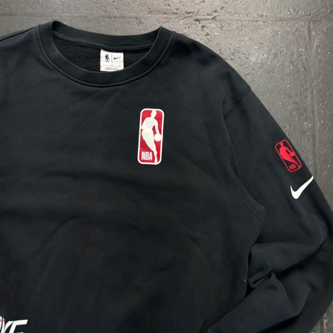 100 나이키XNBA 맨투맨 상품이미지2