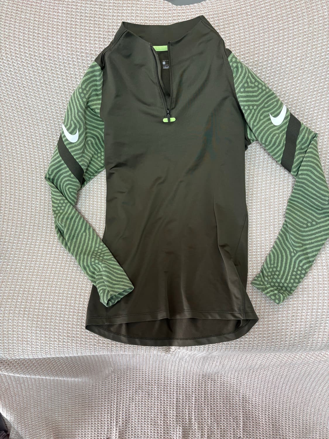 나이키 드릴탑 S 상품이미지2