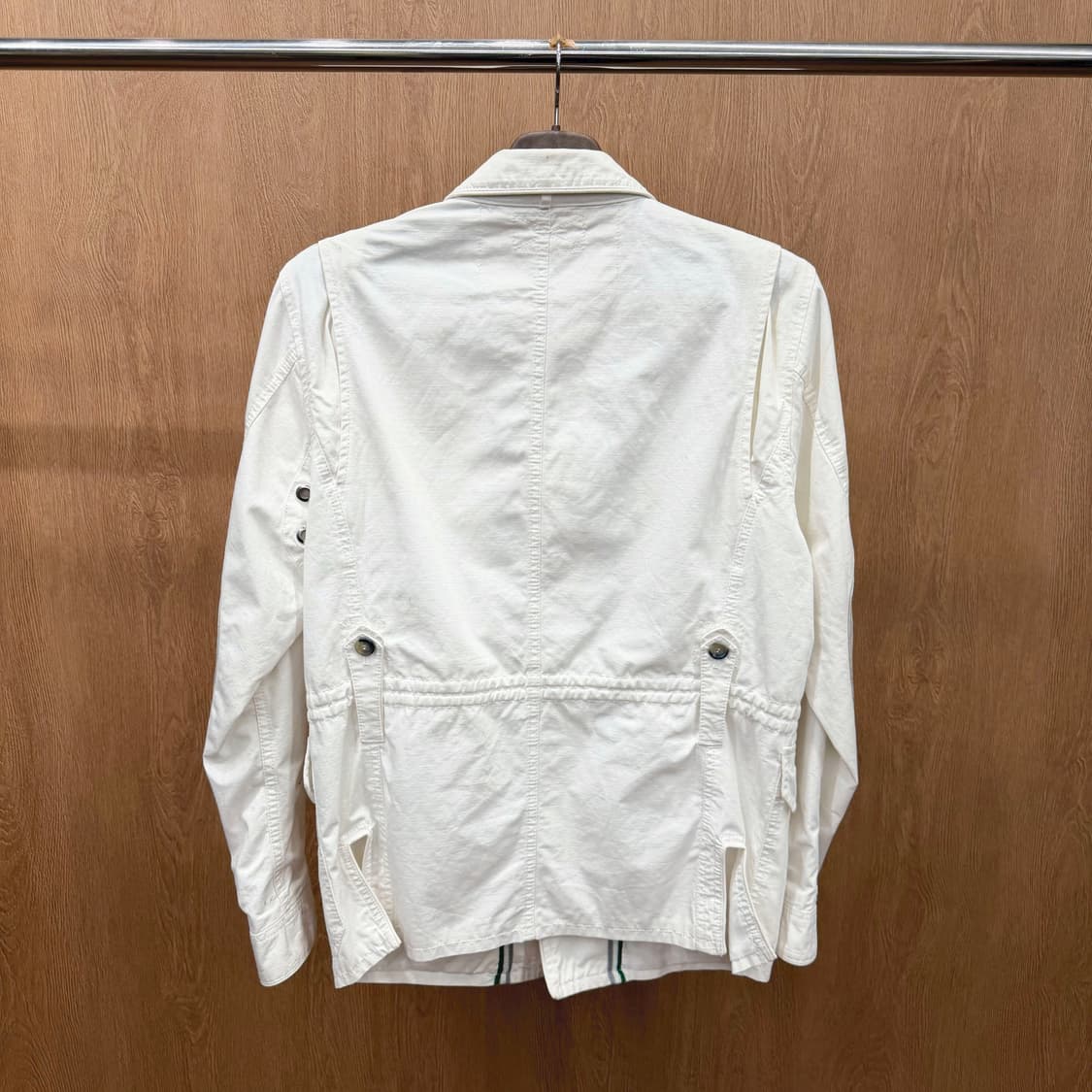 디젤 필드 자켓 숄더 램스킨 패치 웨이스트 스트링 디테일 아이보리 상품이미지3