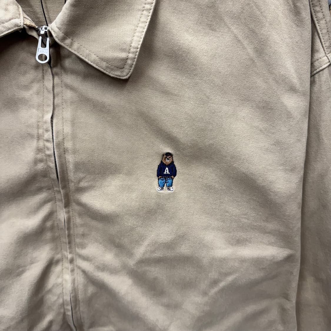 후아유 골든베어 해링턴 코튼 자켓 전면 로고 포인트 베이지 상품이미지5