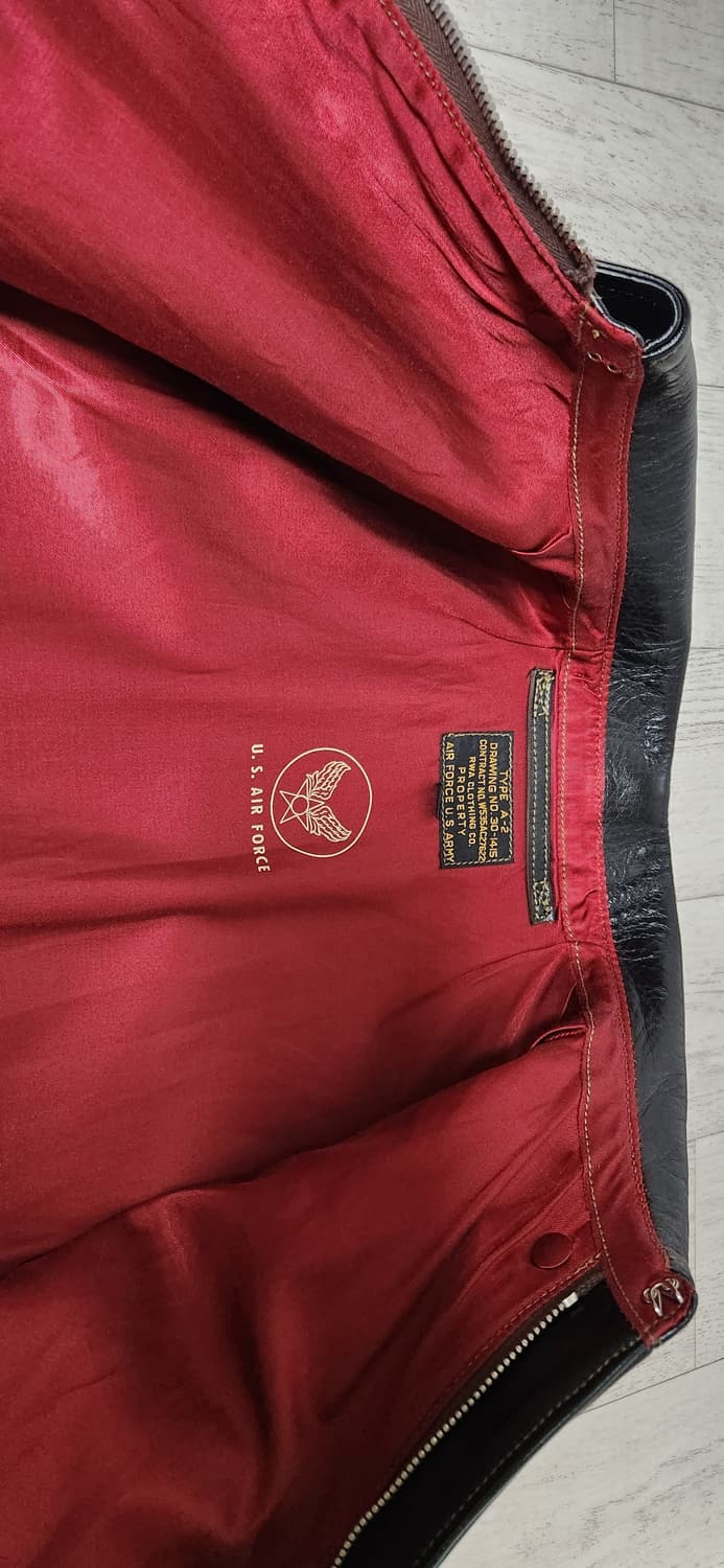 26년 ver. 토이즈맥코이 A-2 레드라이닝(한정판) S급 상품이미지5