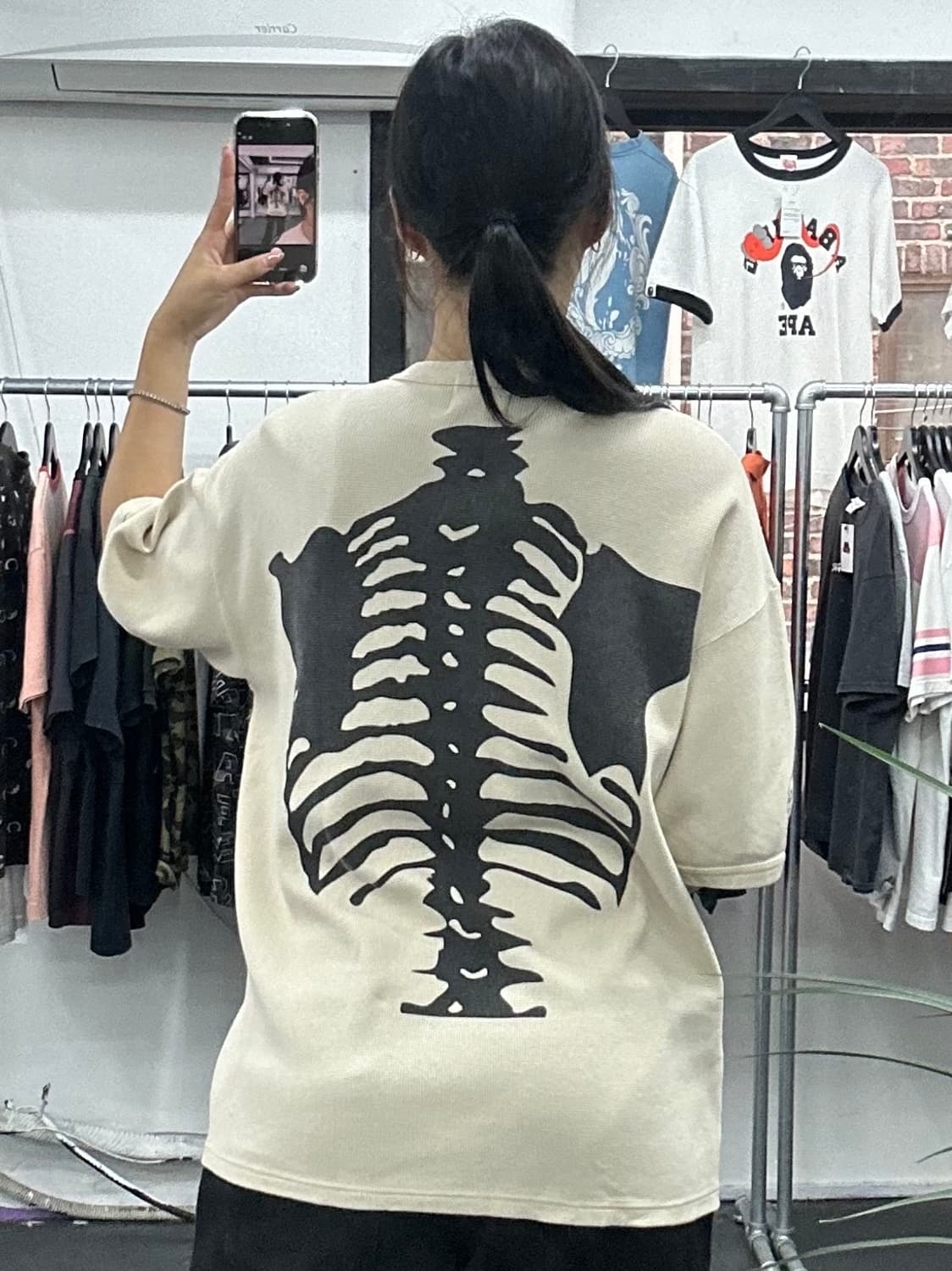 밴슨 레더 써멀 본 베이지 티셔츠 상품이미지4