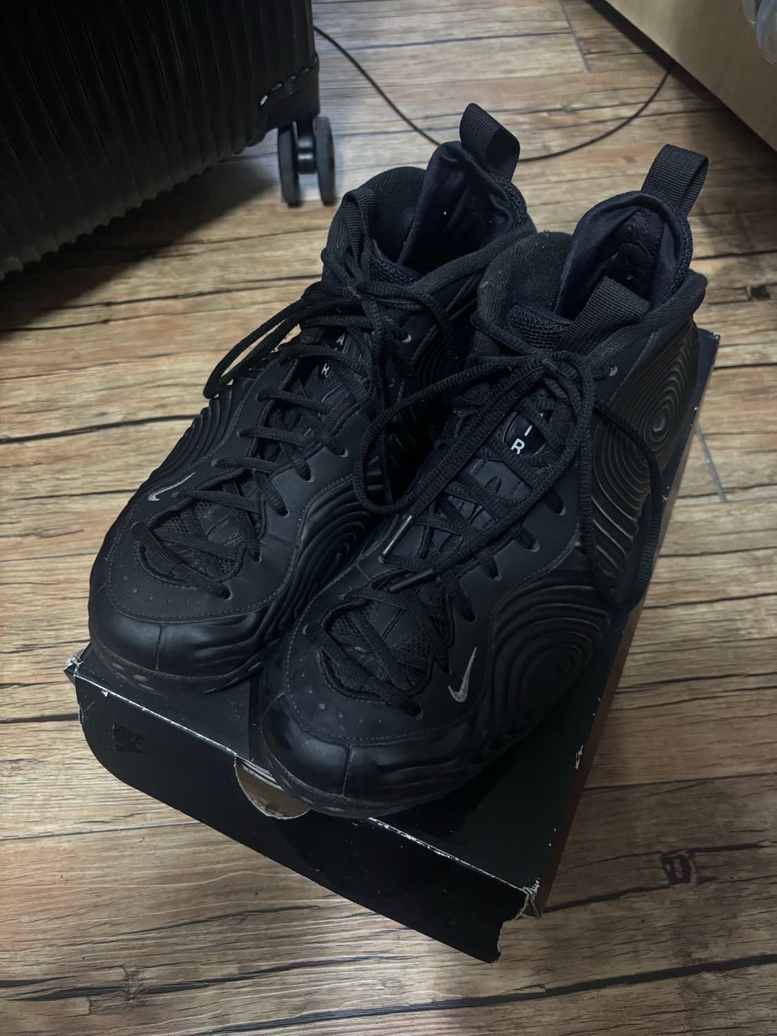 나이키 꼼데 폼포짓 285 상품이미지1