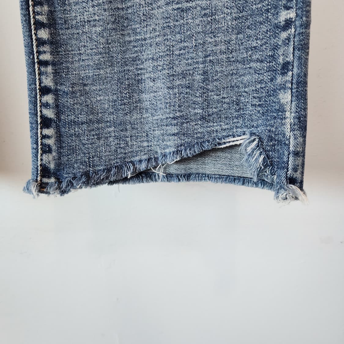 게스 부츠컷 데님 청바지 상품이미지3