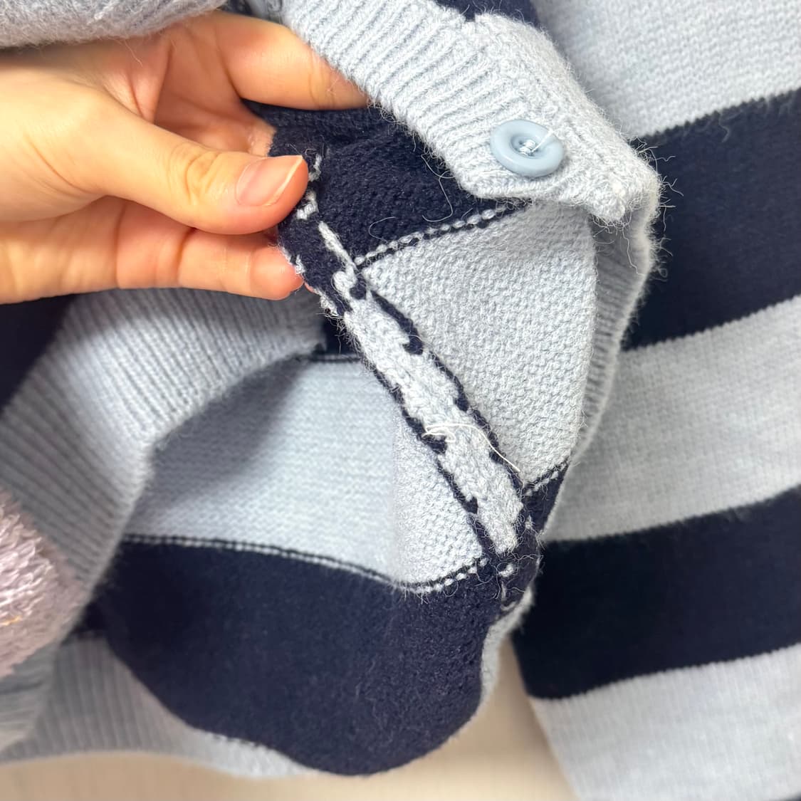 더바넷 스트라이프 가디건 상품이미지4