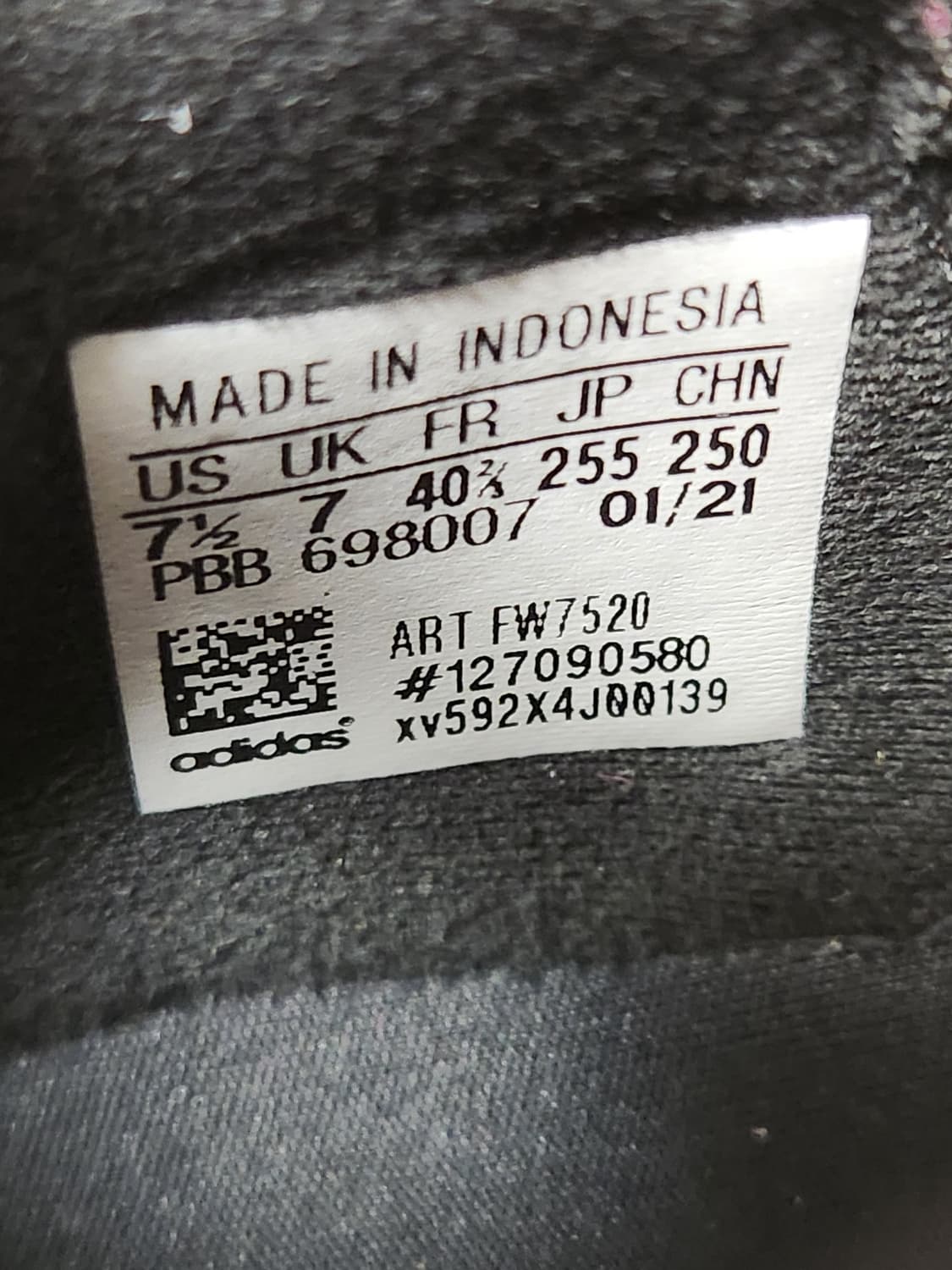 아디다스 프레데터 프릭.3 L TF 풋살화 FW7520 사이즈250

여 상품이미지10