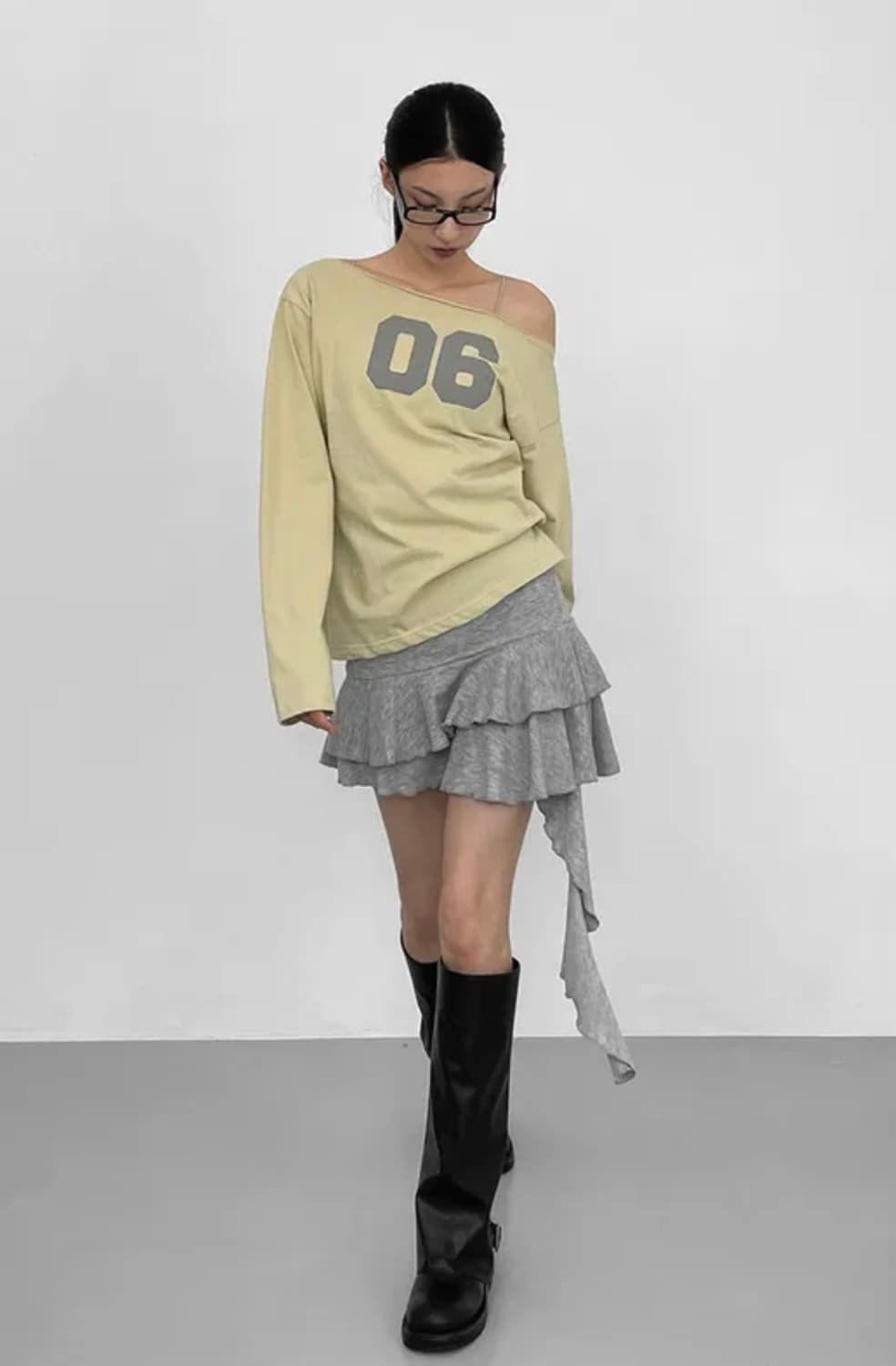 블랙업 페리티 보트넥 프린팅 긴팔티 상품이미지3