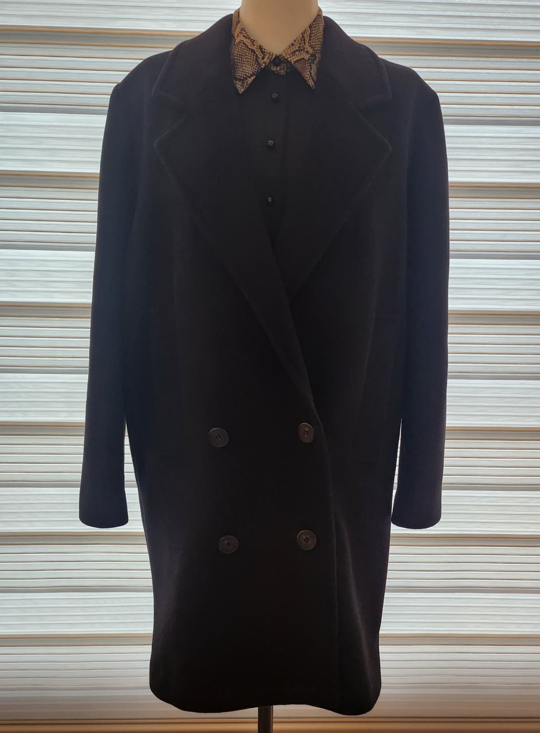 톰보이 블랙 더블 코트 상품이미지3