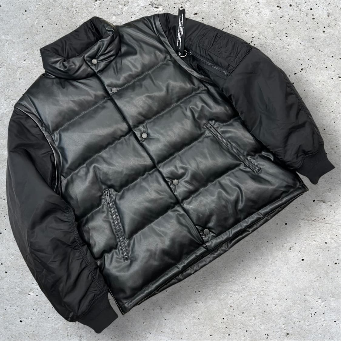 [XL] 지유 언더커버 탈부착 블랙 레더 패딩 점퍼 상품이미지1