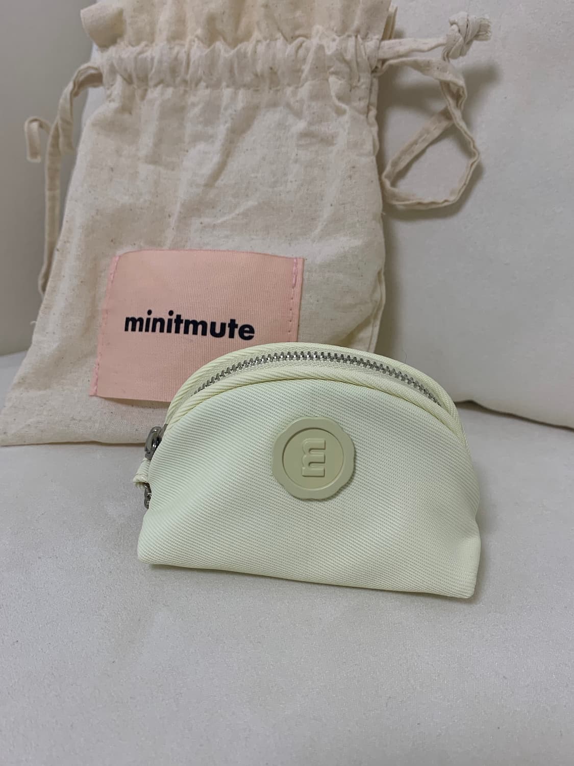 미닛뮤트 클로 파우치 키링 버터 상품이미지1