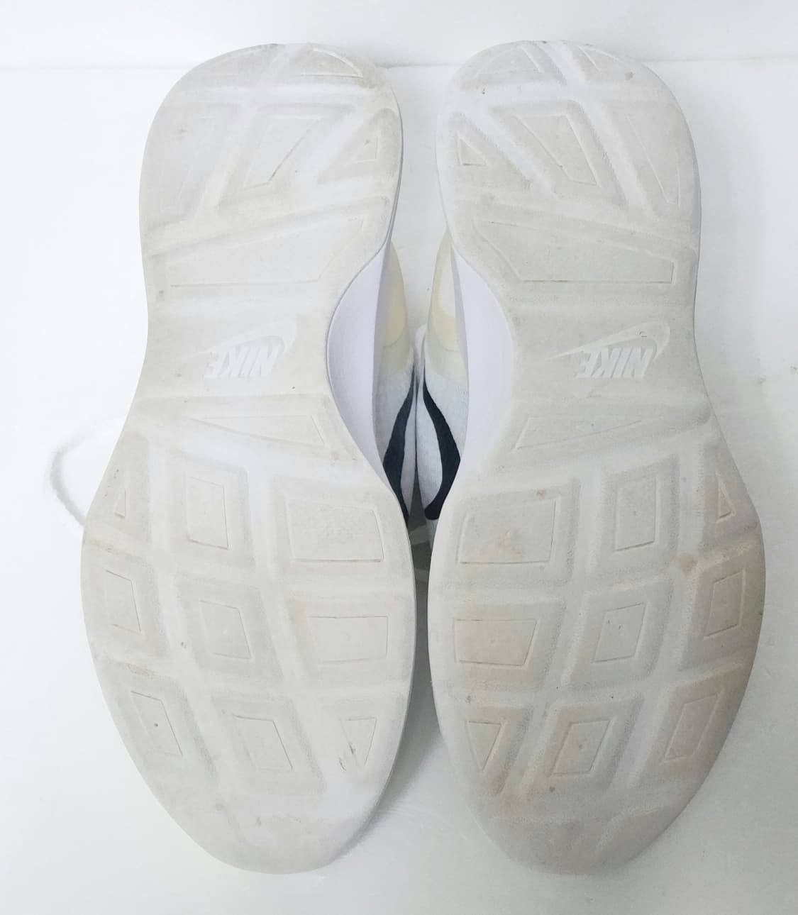 나이키 화이트 경량 러닝화 스니커즈 상품이미지6