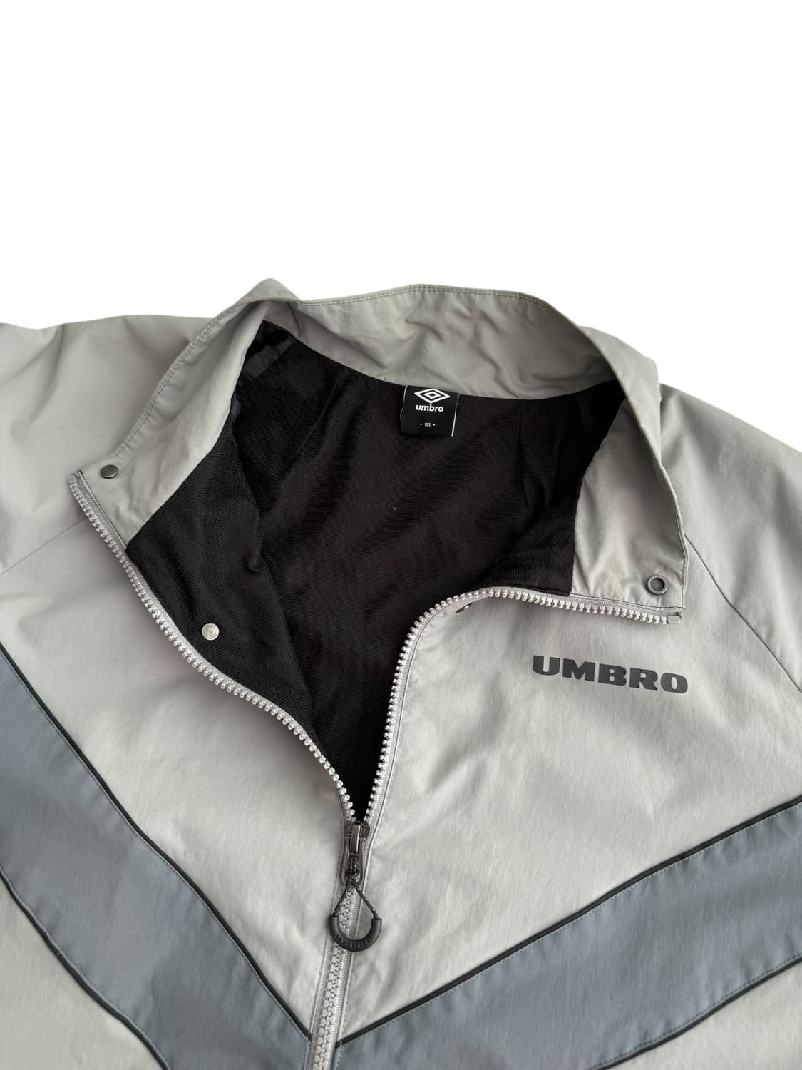 엄브로 US 카키 바람막이 상품이미지9