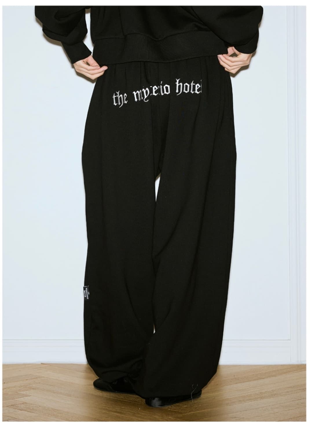 미스테리어스호텔 TMH 오리지널 스웻팬츠 블랙 새상품 상품이미지1