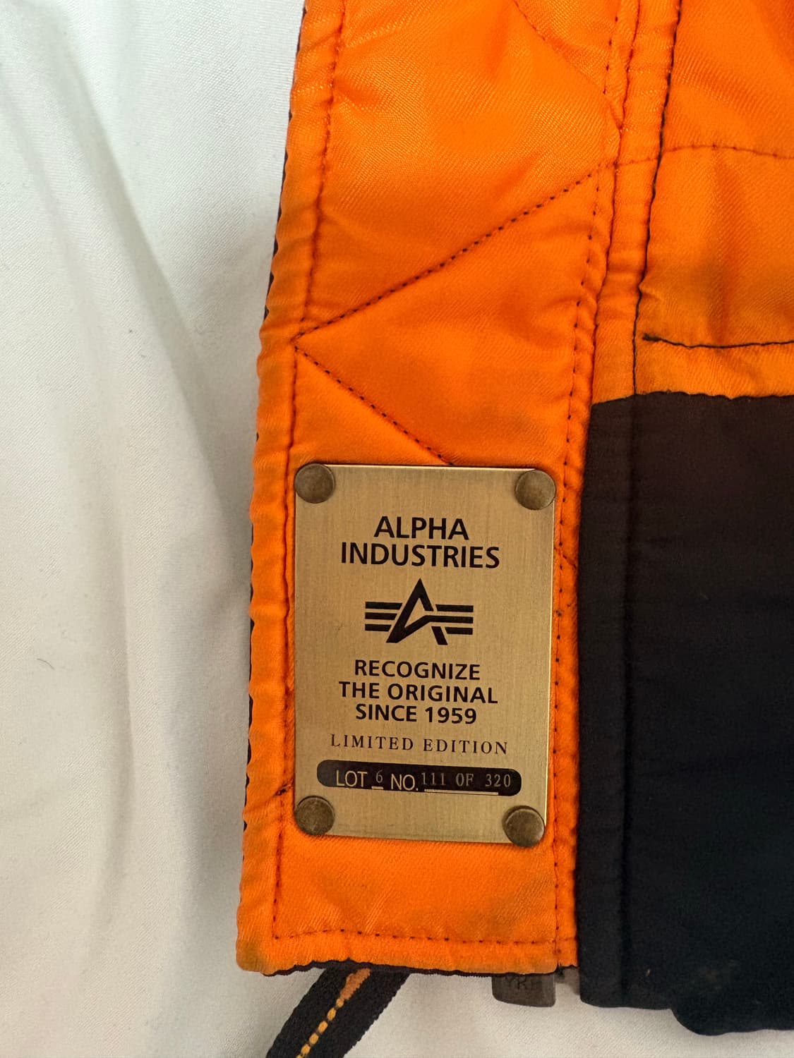 알파인더스트리 55주년 한정판 ma-1 상품이미지3