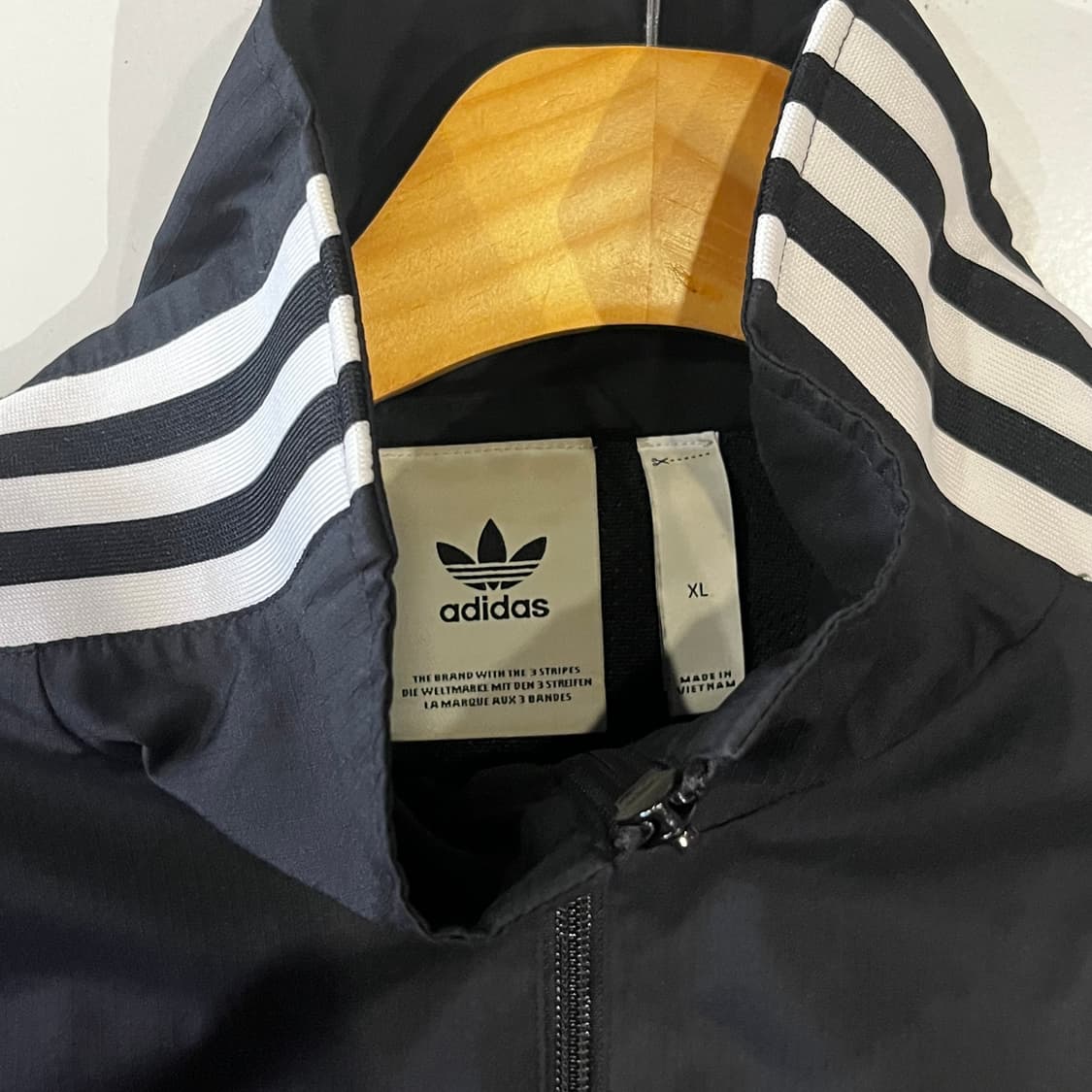 아디다스 트레포일 로고 우븐 트랙탑 상품이미지5