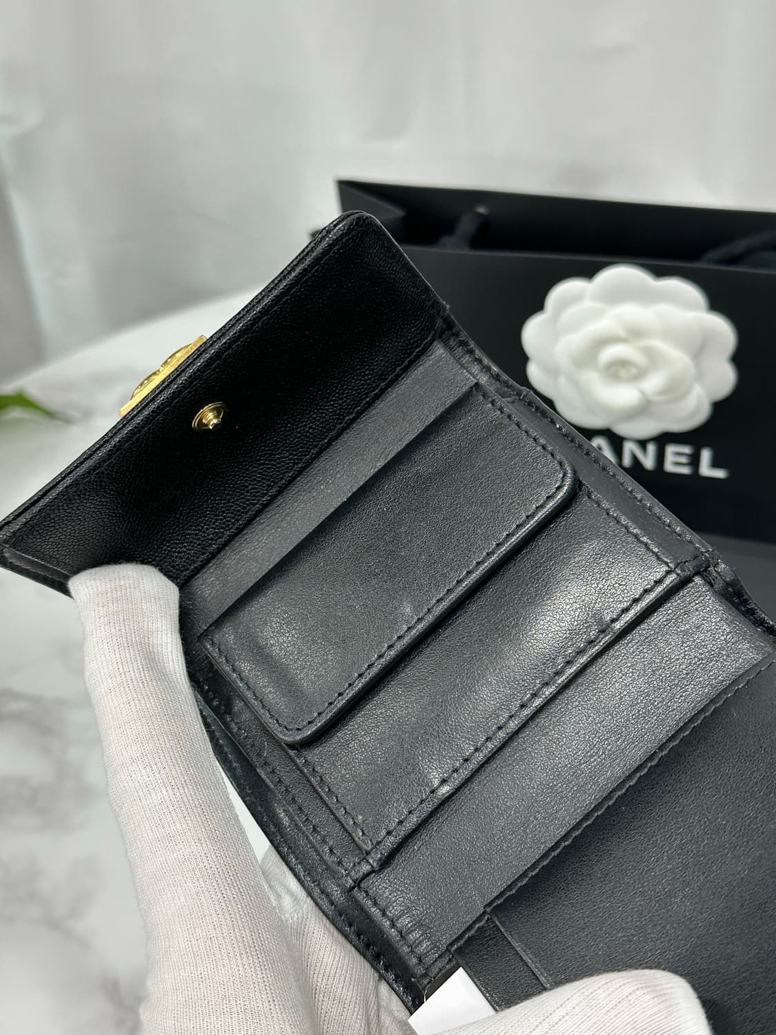 샤넬 보이 금장 3단지갑 상품이미지7