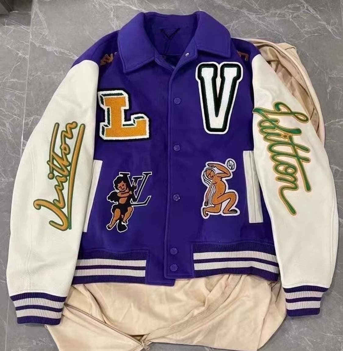 루이비통 바시티 자켓 퍼플 50 상품이미지1