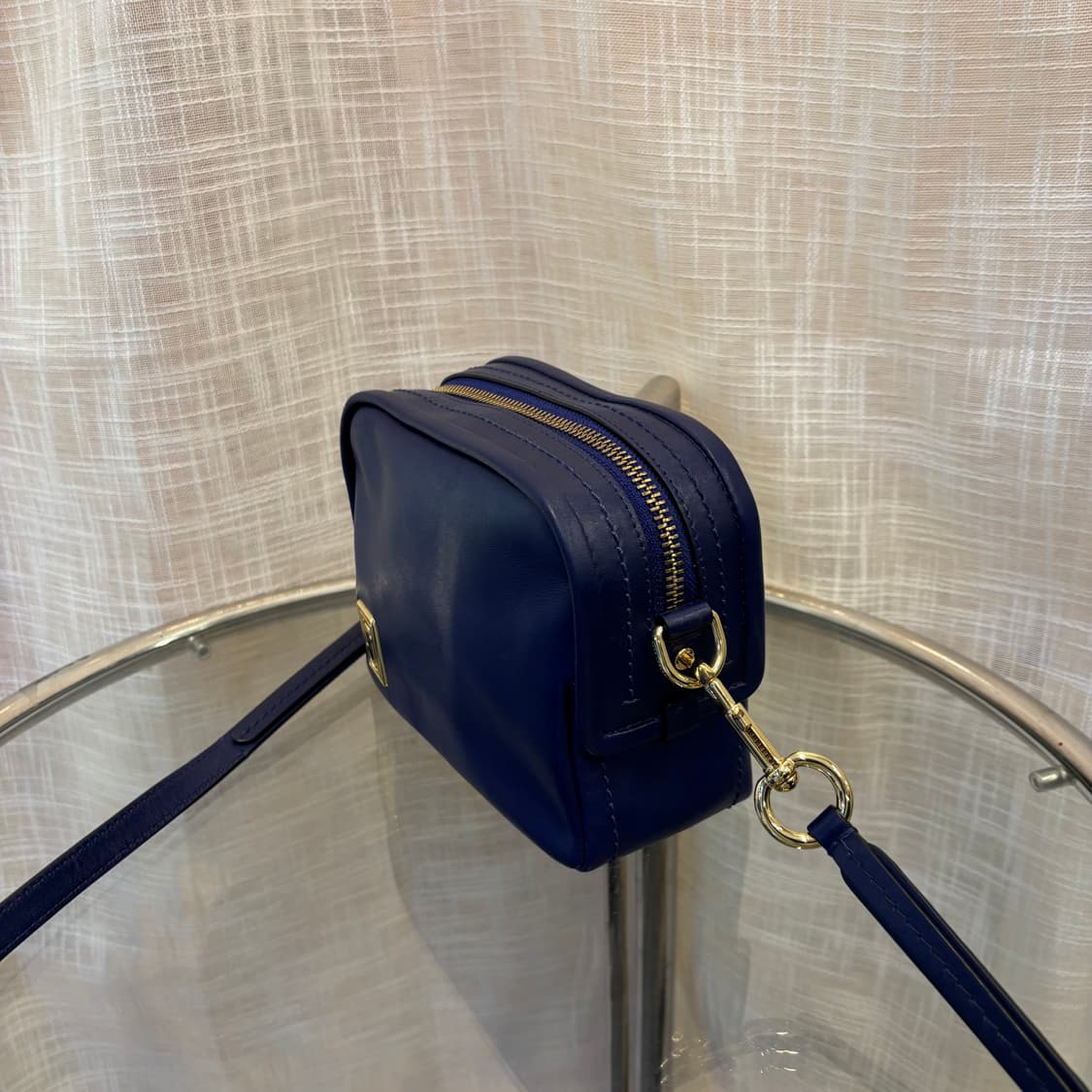 정품 마크제이콥스 카메라 크로스백 상품이미지6