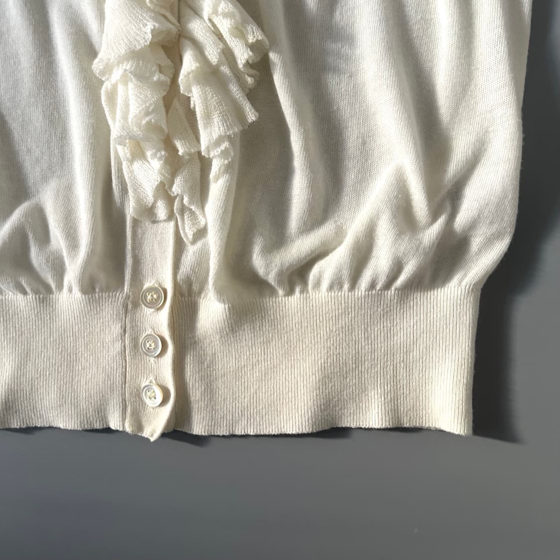 츠모리치사토 tsumori chisato 디테일 반팔 가디건 상품이미지5