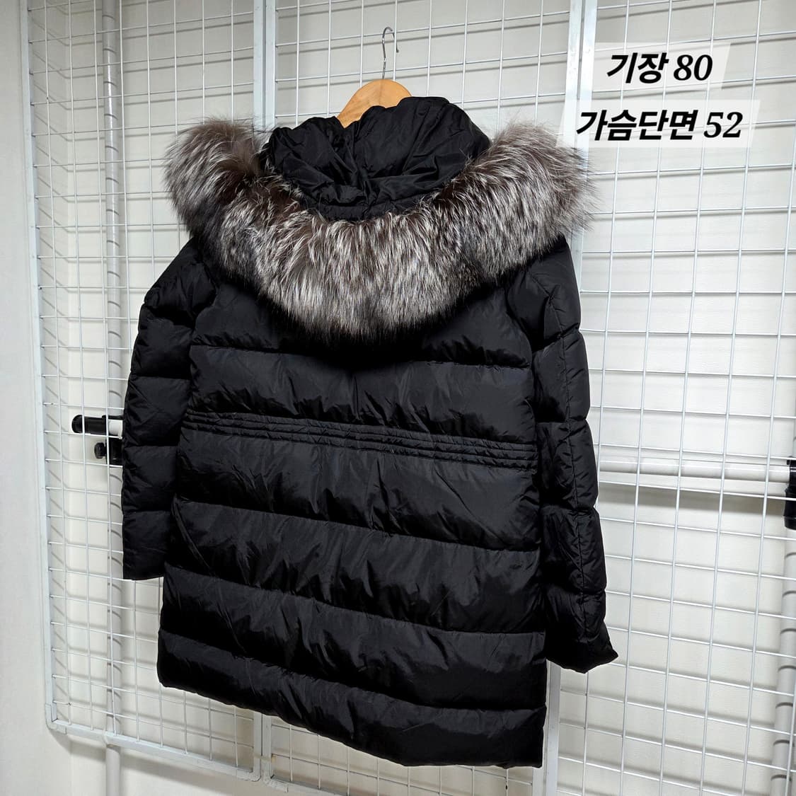 몽클레어 아프로티 폭스퍼패딩(정품) 신세계백화점 상품이미지6