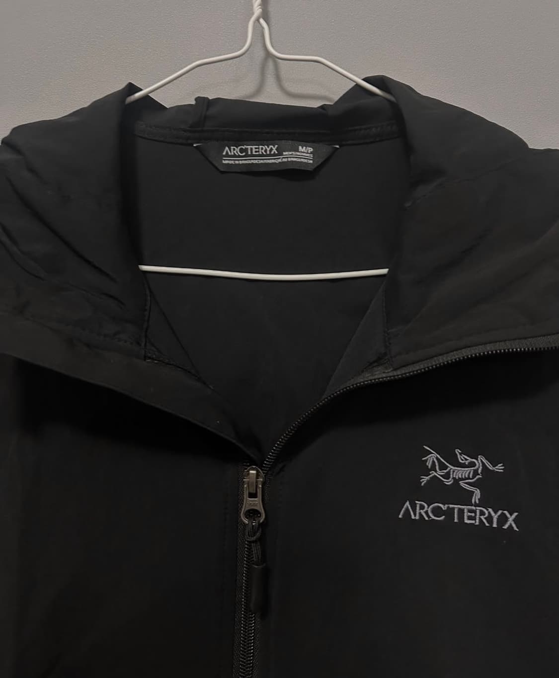 아크테릭스 바람막이 상품이미지3