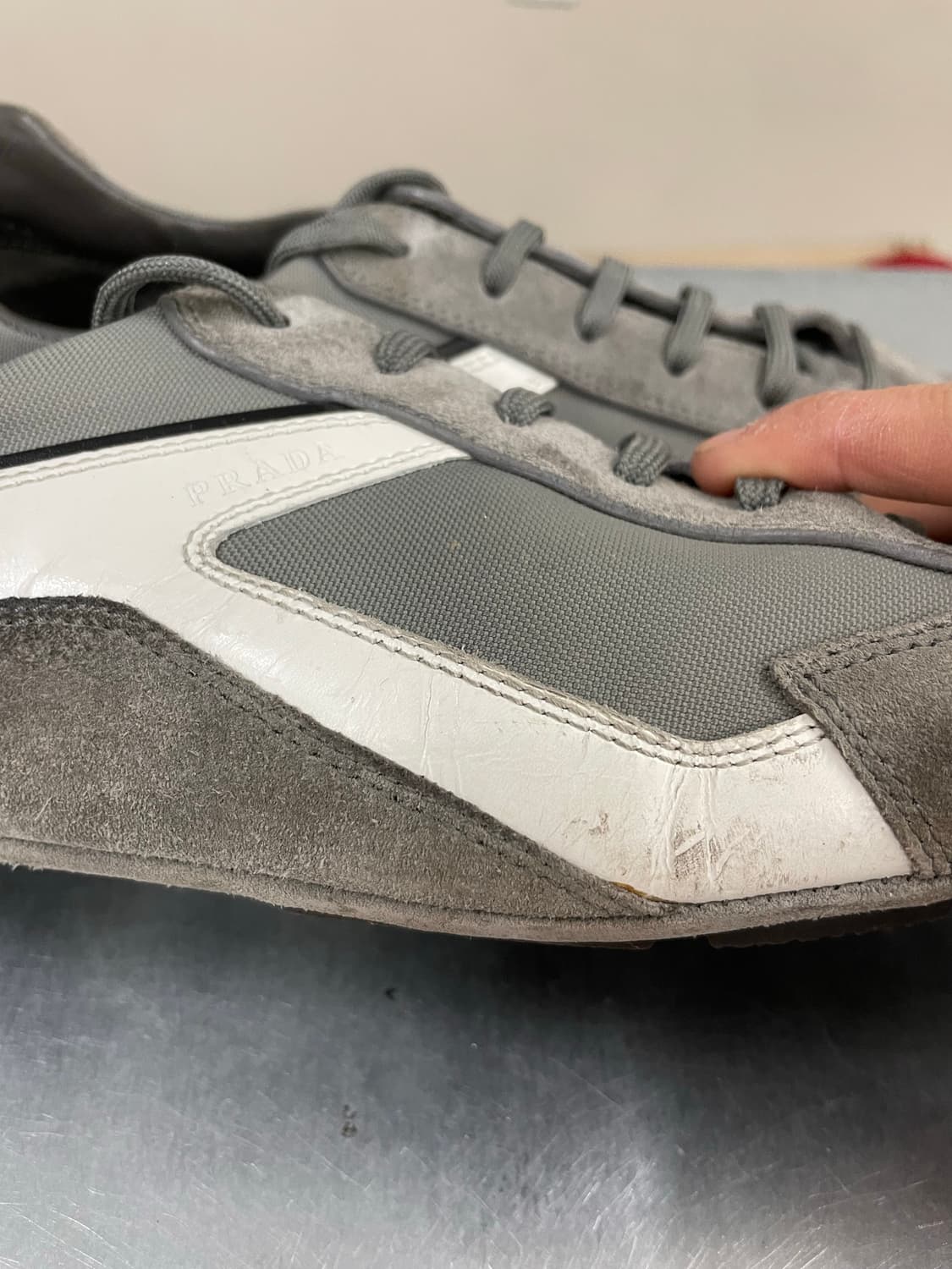 프라다 몬트 카를로 스웨이드 스니커즈 8 상품이미지10