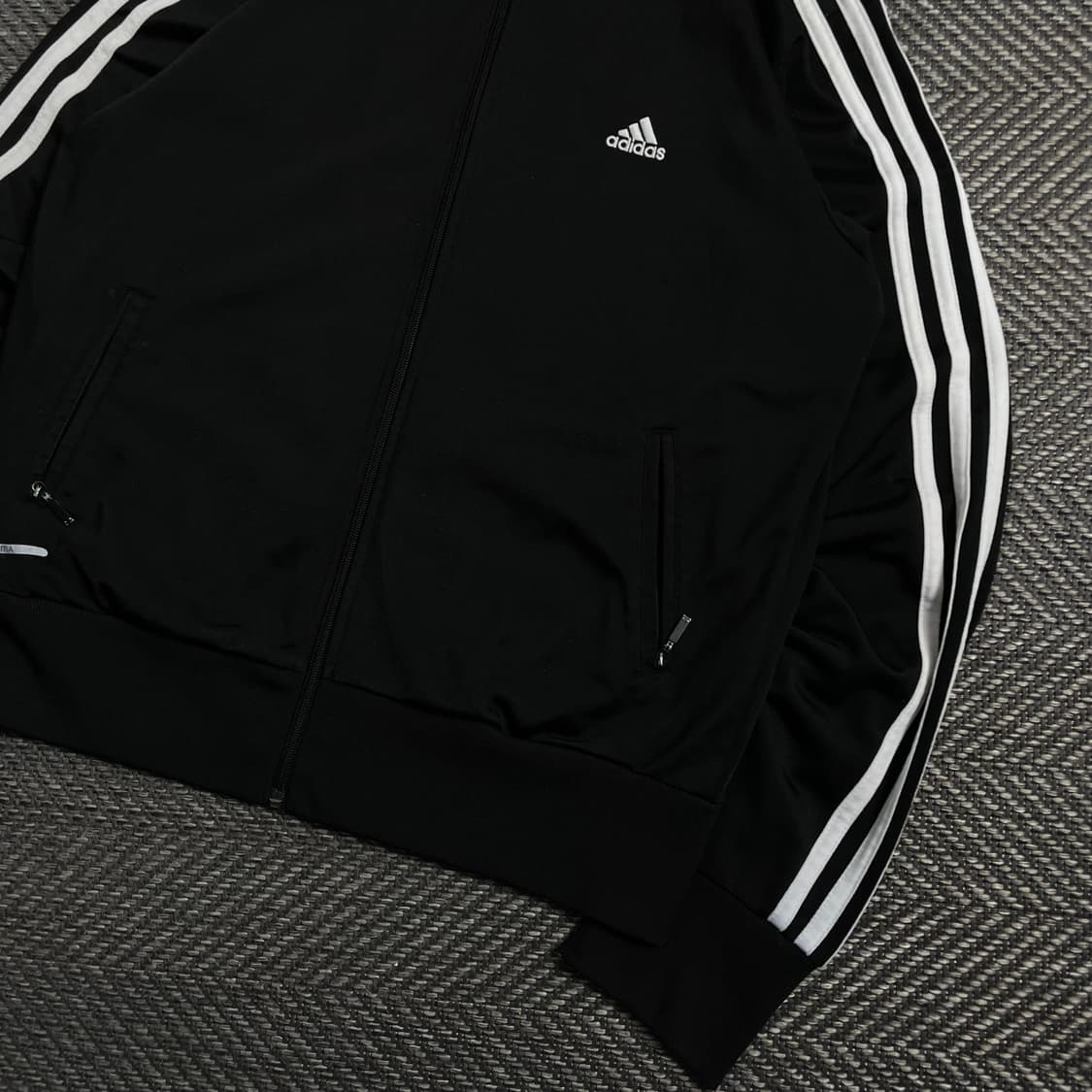 아디다스 에센셜 블랙 트랙탑 져지y 4513 상품이미지3