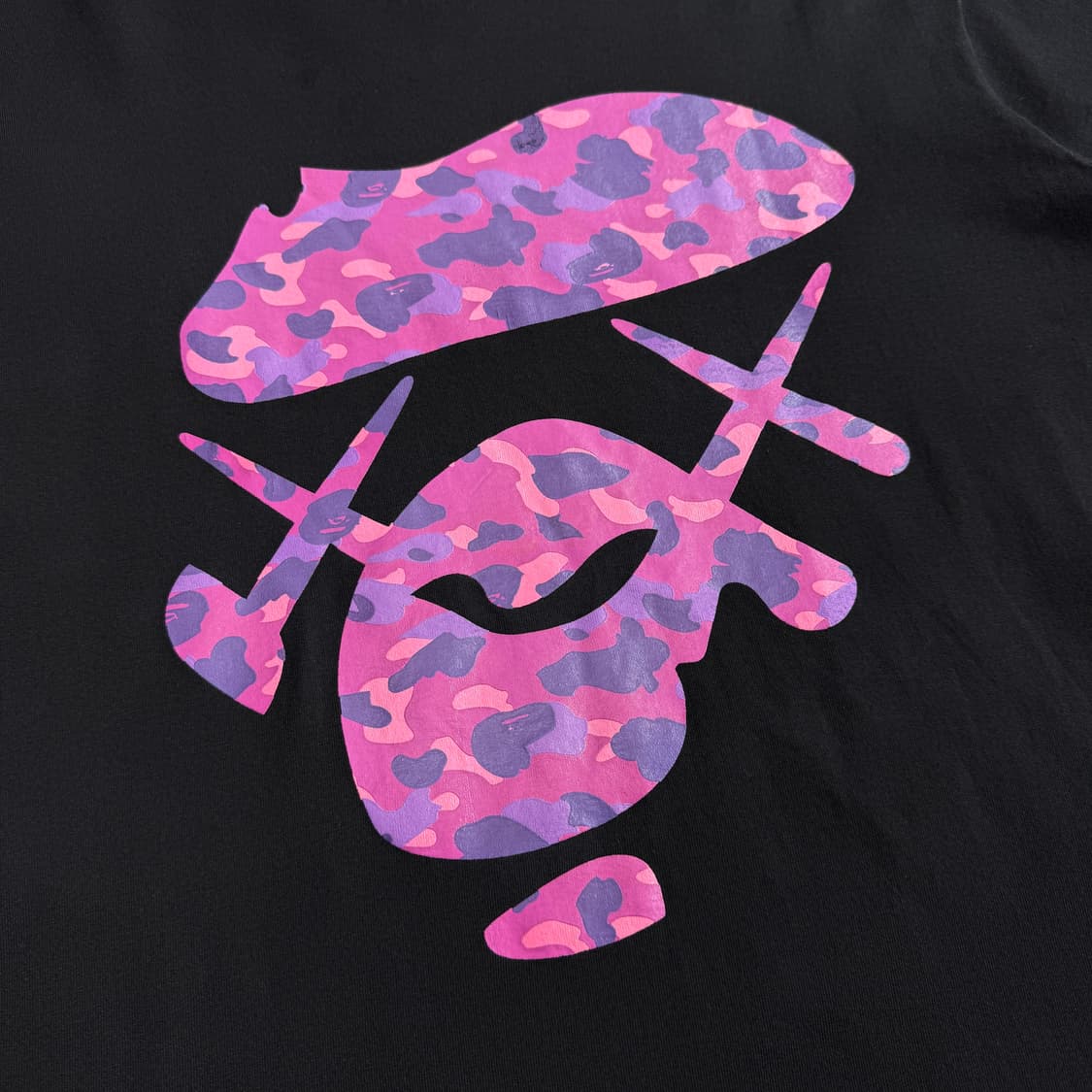 베이프 X 카우스 퍼플 카모 반팔 티셔츠 상품이미지3