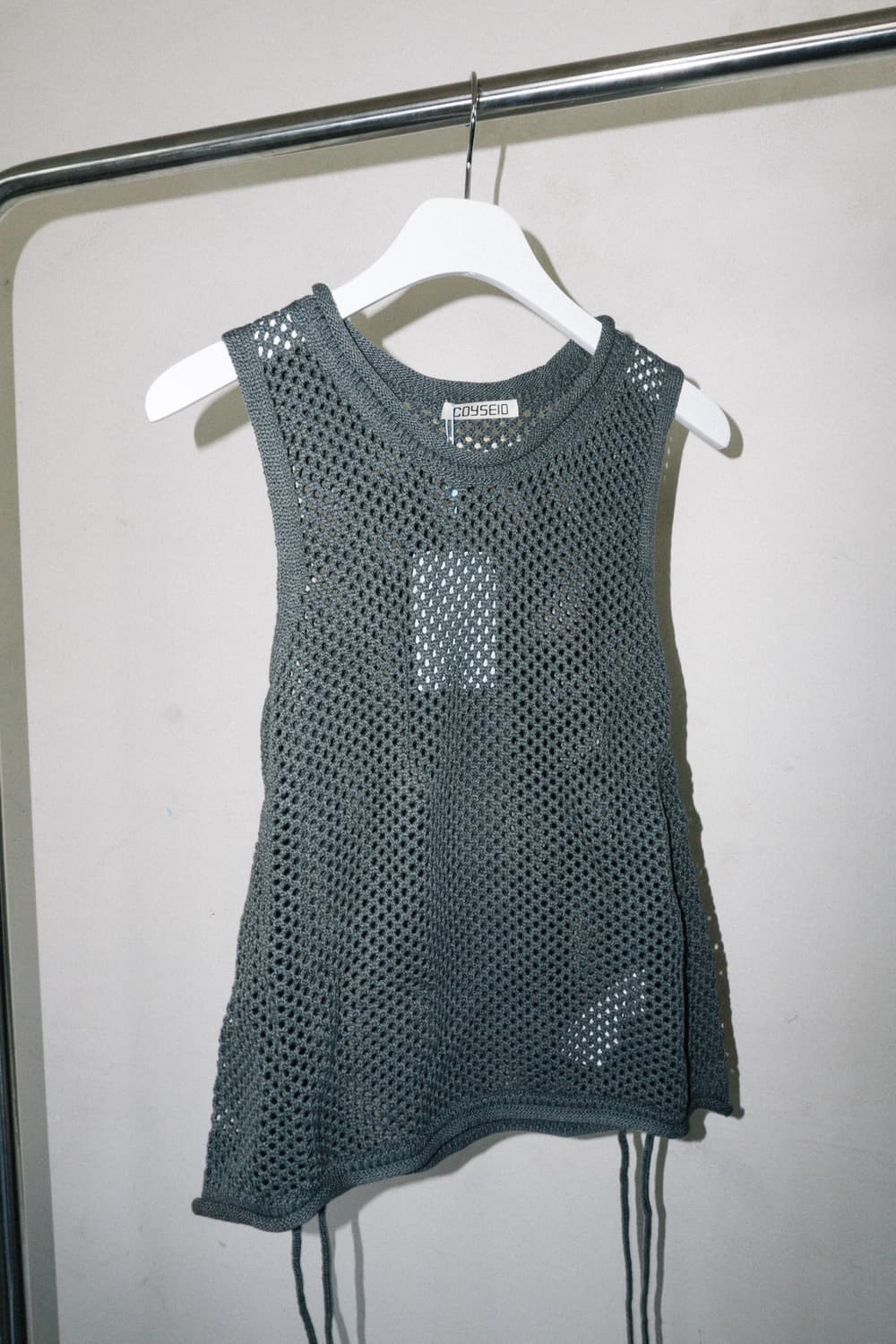 (새상품) Coyseio 코이세이오 슬리브리스 니트 상품이미지1