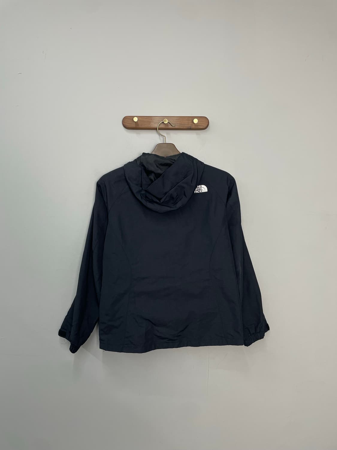 노스페이스 블랙 후드 바람막이 H2159 상품이미지4