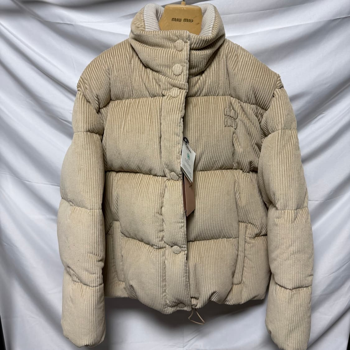 [S+급/42] 미우미우 코듀로이 패딩 점퍼 샌드 베이지 상품이미지1