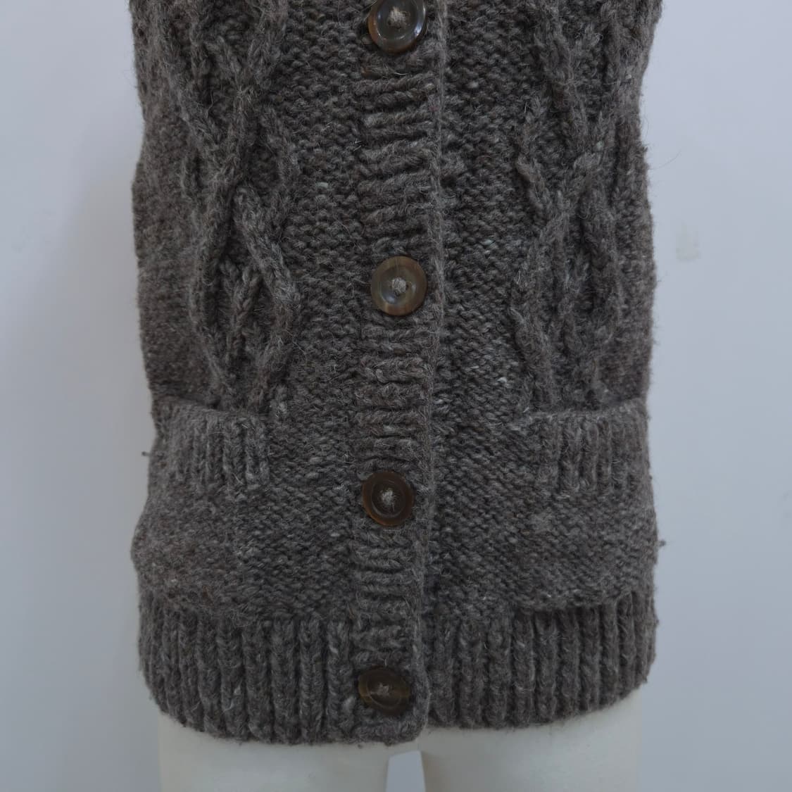 울 케이블 후드 니트 베스트 상품이미지5