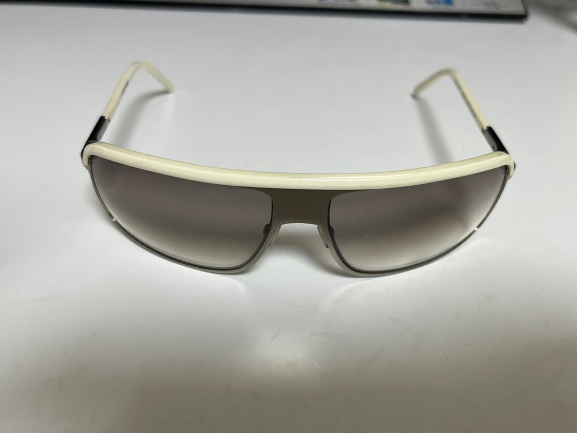 디올옴므 선글라스 상품이미지1