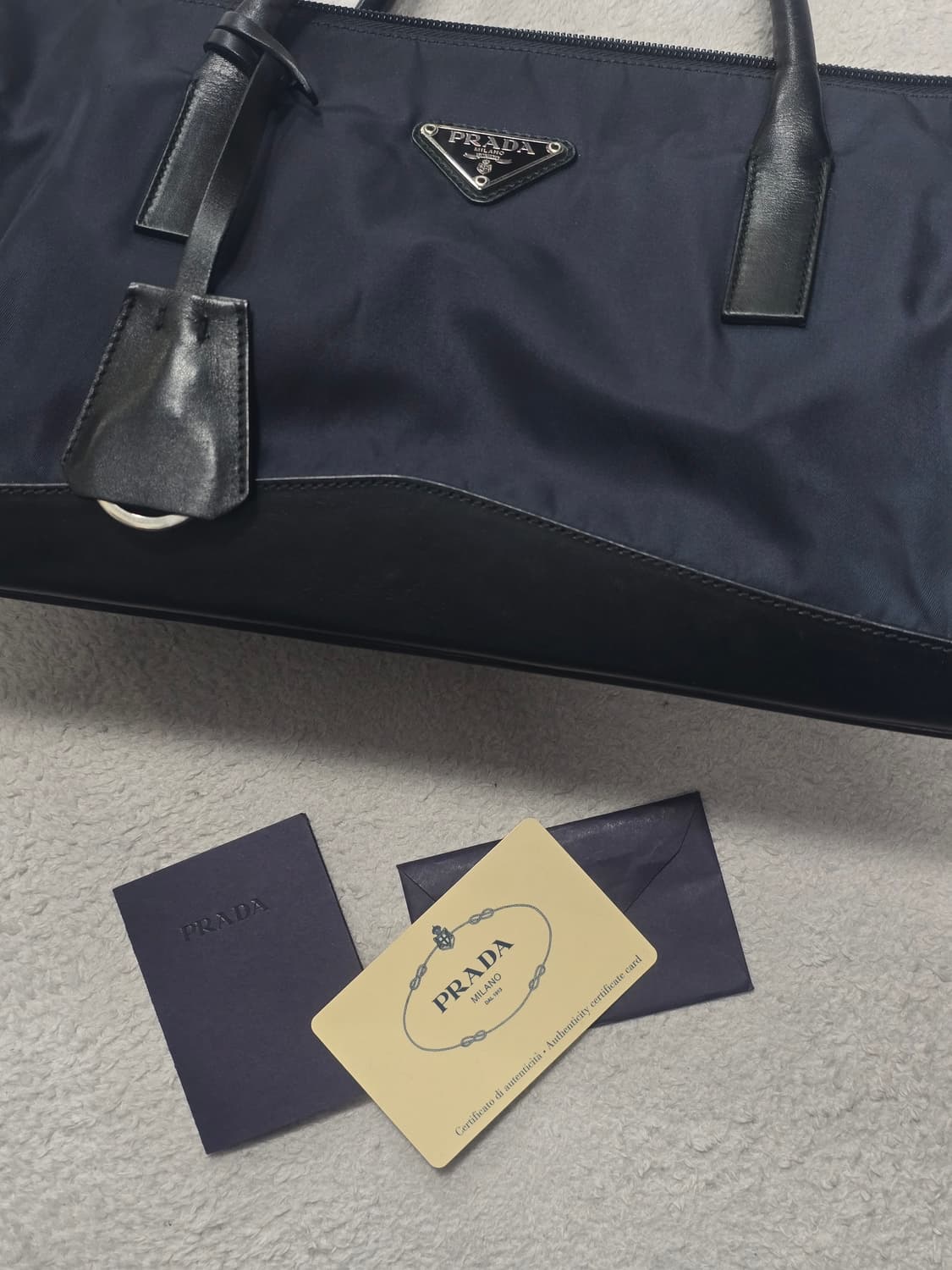 프라다 테수토 포코노 나일론 숄더백 상품이미지9