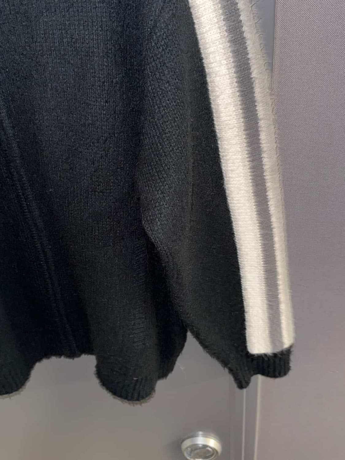 슈프림 슬리브 스트라이프 집업 스웨터 블랙 s 상품이미지4