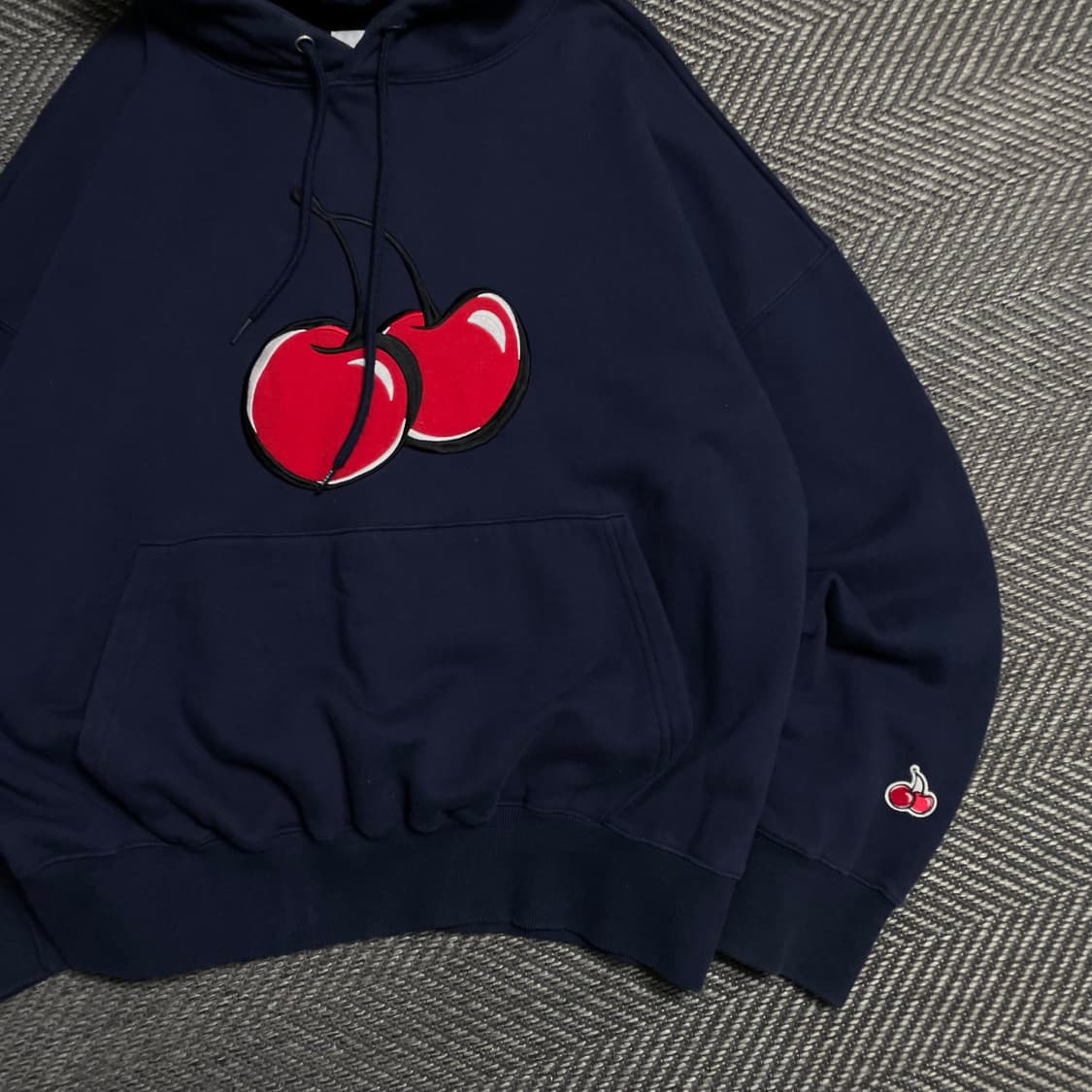 키르시 빅 체리 로고 후드 티셔츠 네이비y 5169 상품이미지3