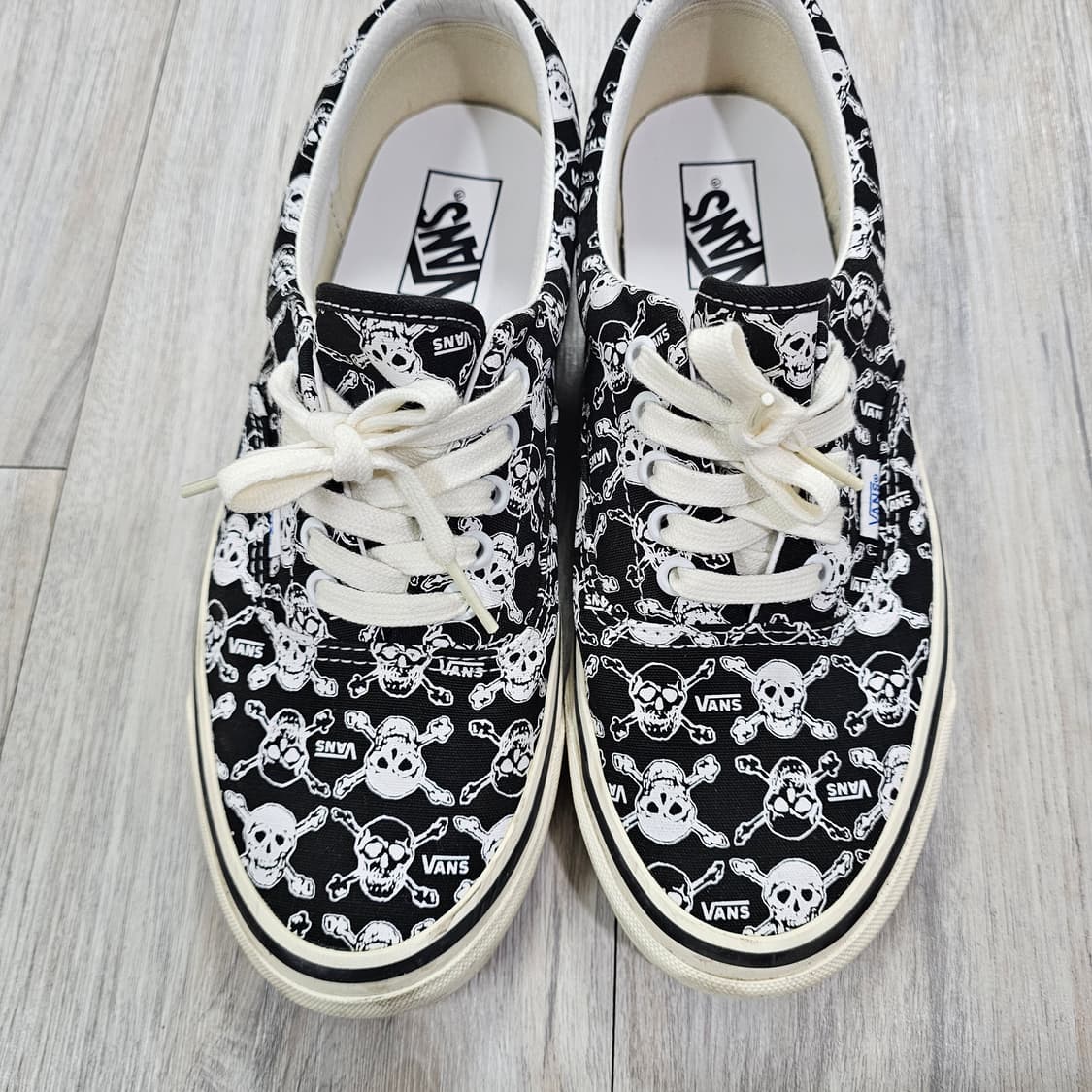 반스 어센틱 스컬 패턴 스니커즈 270mm 상품이미지2