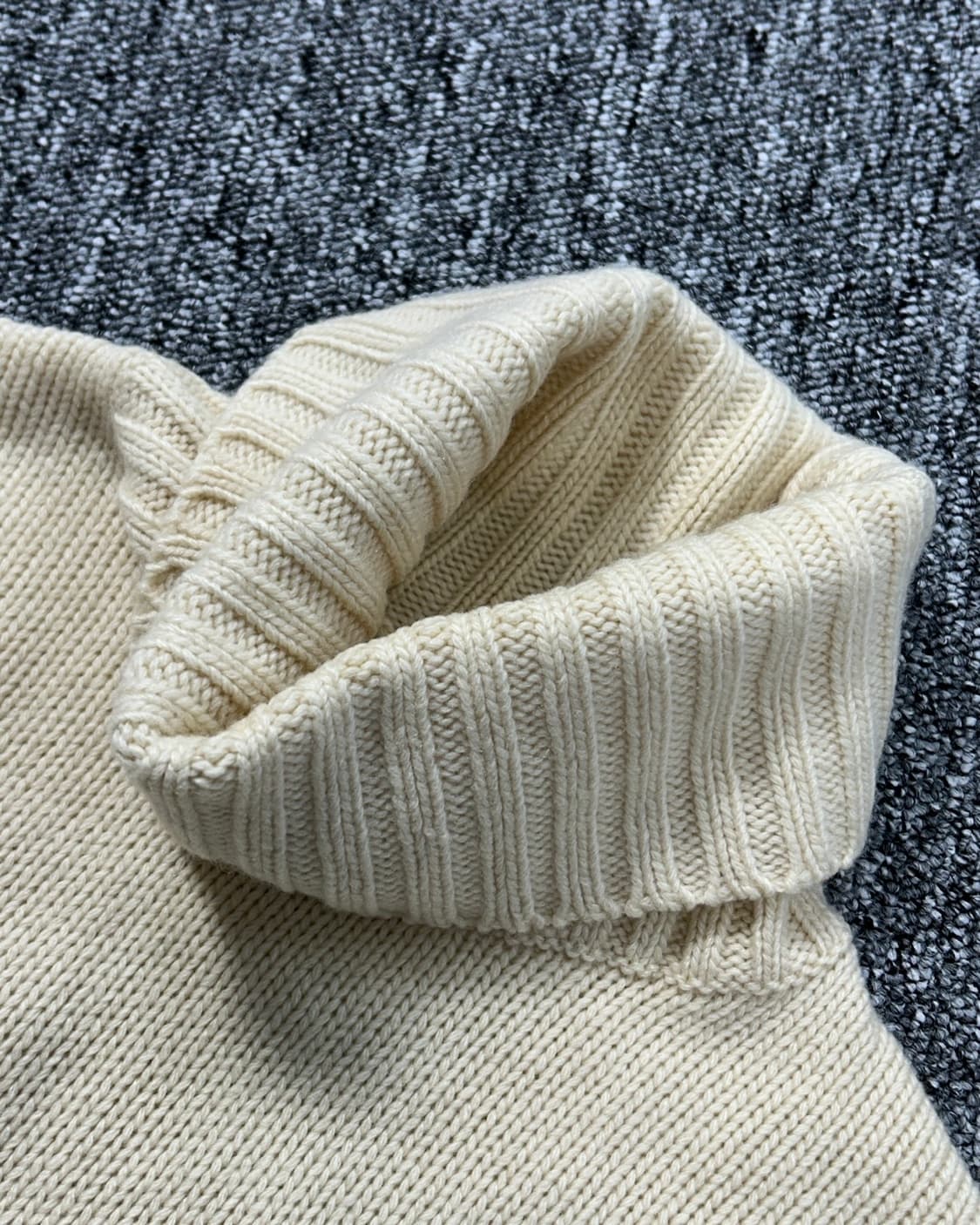 랄프로렌 아이보리 폴라 니트  상품이미지3