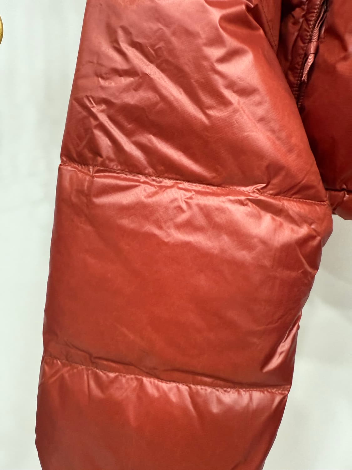 여성 700 오리털 숏패딩 레드 새상품 상품이미지4