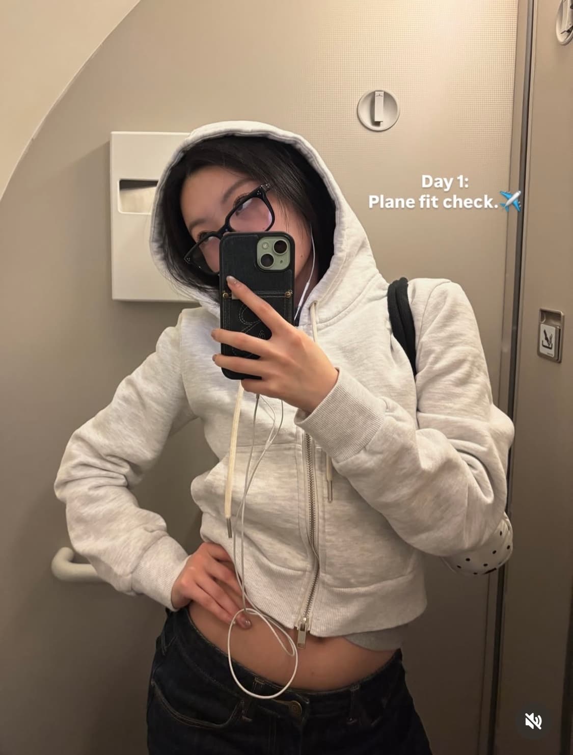 GLOWNY G CROP ZIP UP 글로니 지 크롭 후드 집업 상품이미지3