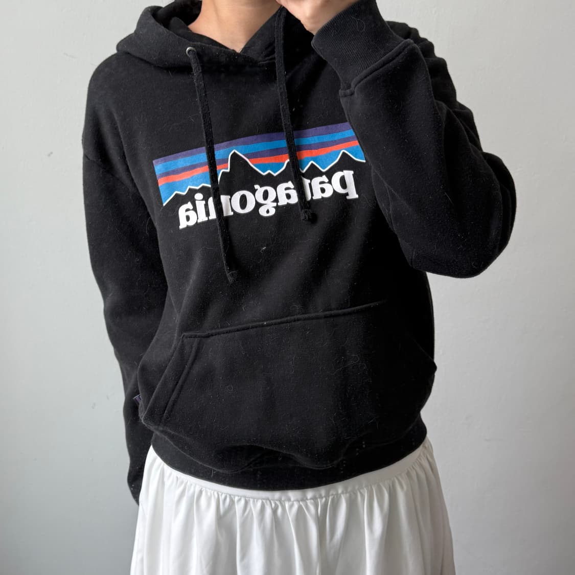 [S] 파타고니아 블랙 후드티 상품이미지1