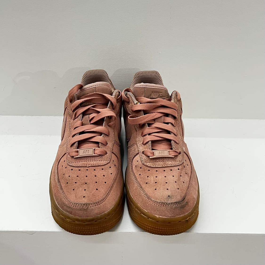 나이키 에어포스 파티클핑크 230 상품이미지4