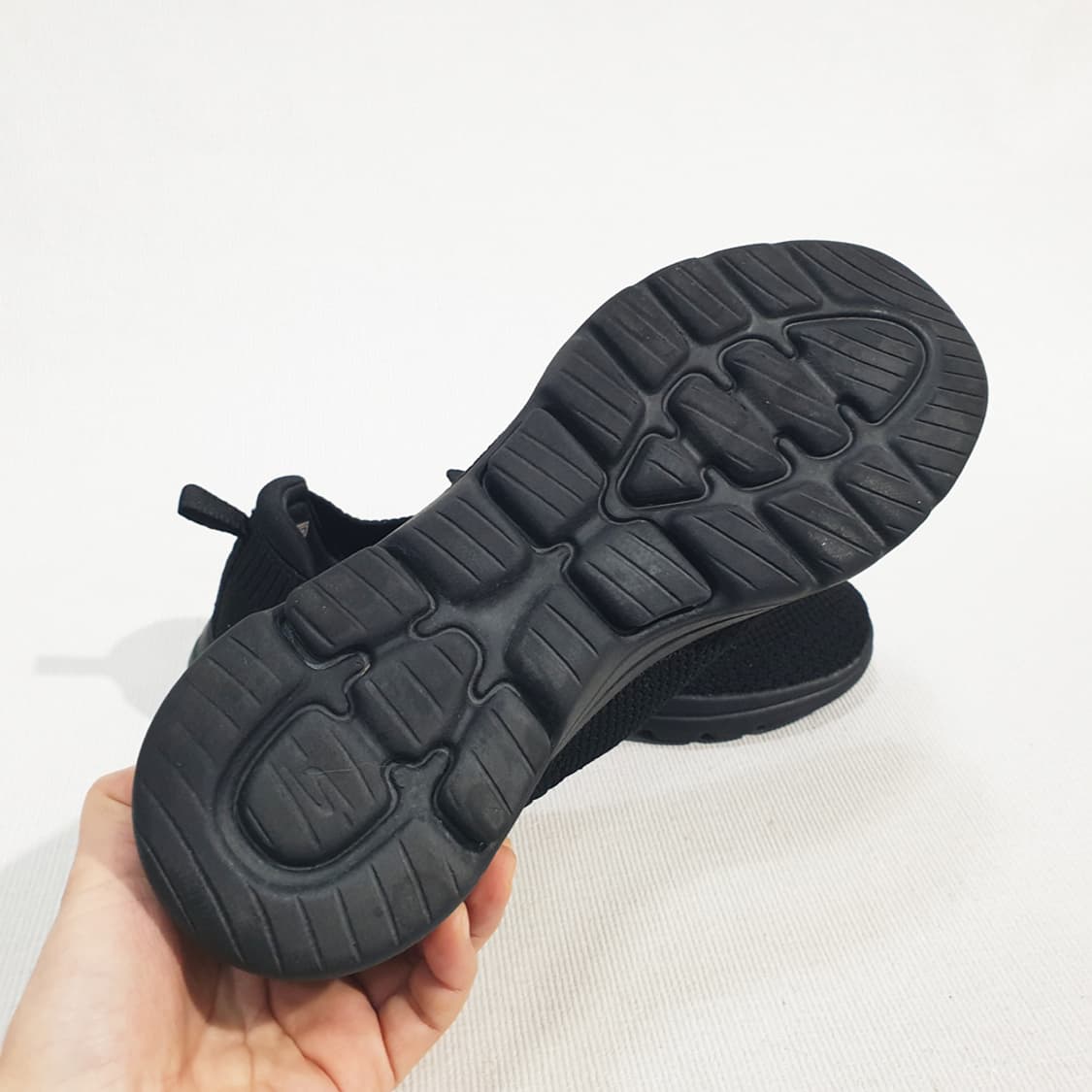 스케쳐스 고워크 슬립온 운동화 245 상품이미지6