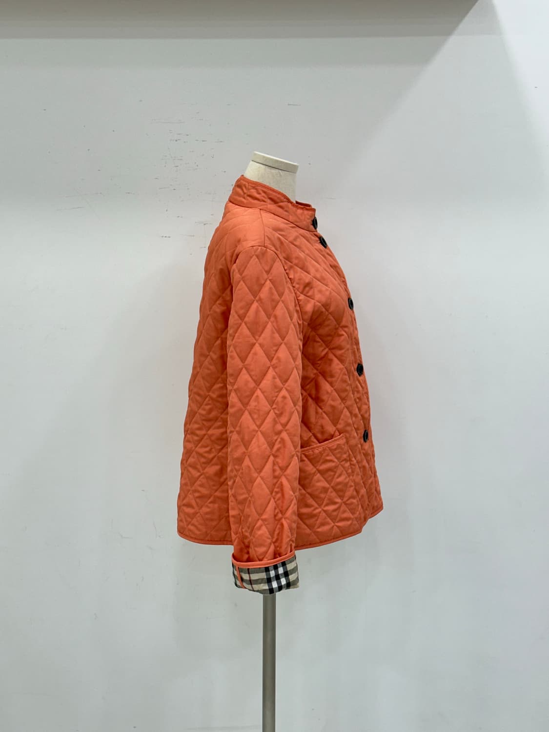 버버리 퀼팅 자켓 상품이미지3