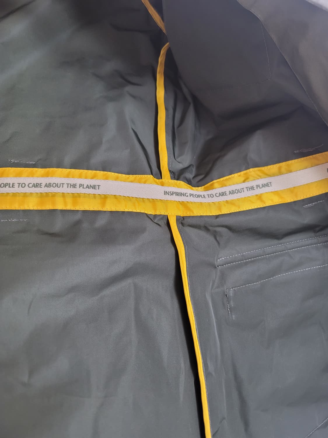 내셔널지오그래픽 스카치 자켓 여성 85 상태극상 상품이미지8