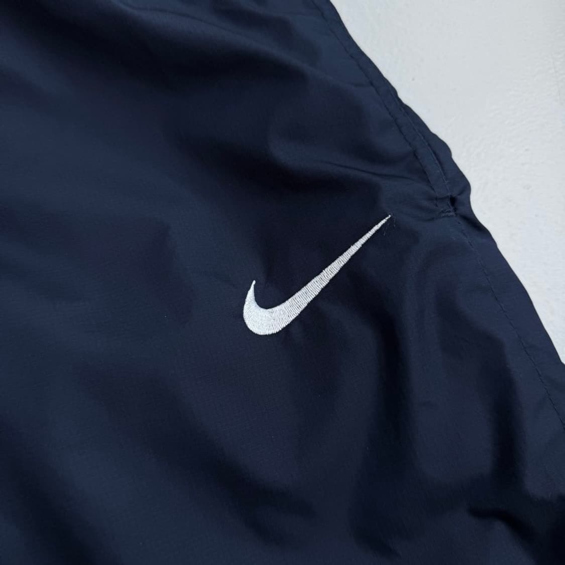 나이키 스우시 올드스쿨 바람막이 트랙팬츠 상품이미지3